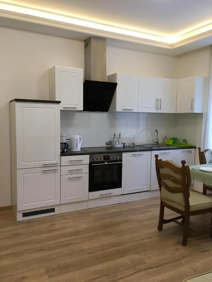 Apartment Top Diplomat 布拉格 民宿